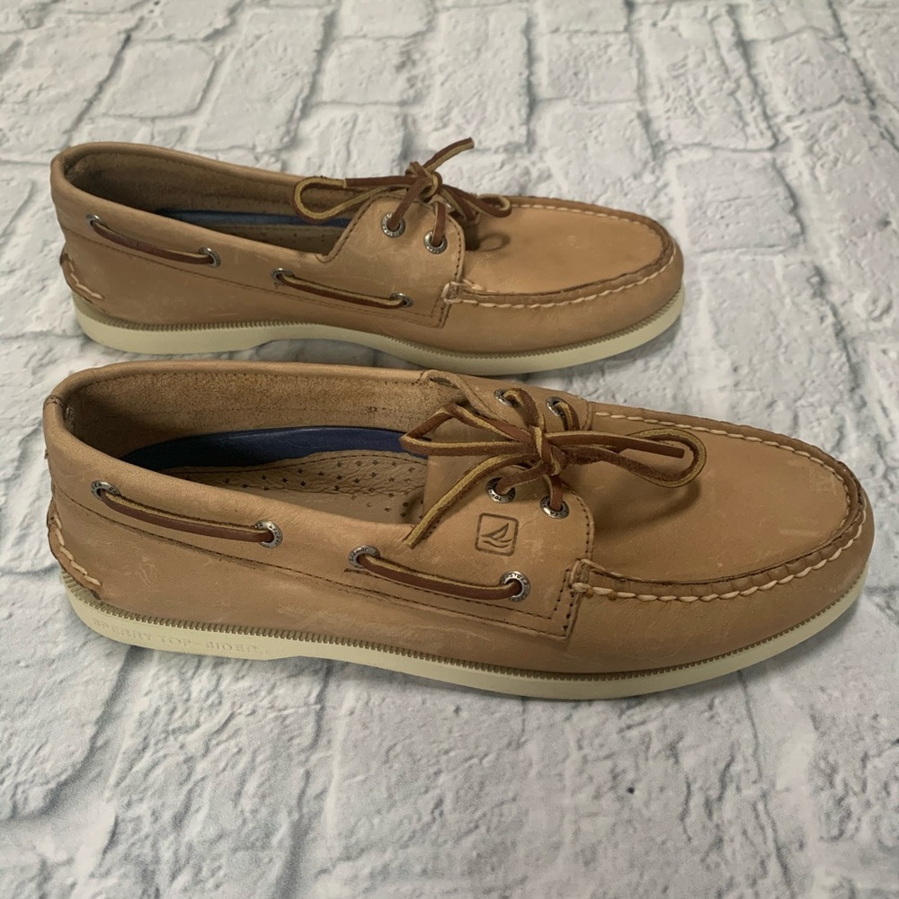 Sperry’s Top Sider Leather Boat Shoes sz 9.5